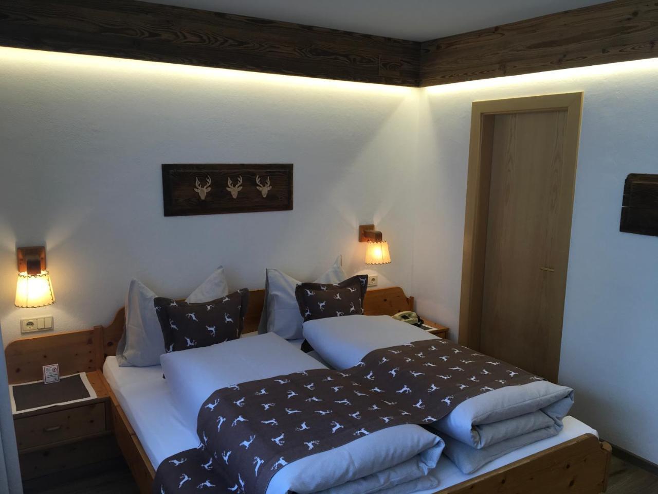 Hotel Garni Raetia Corvara In Badia